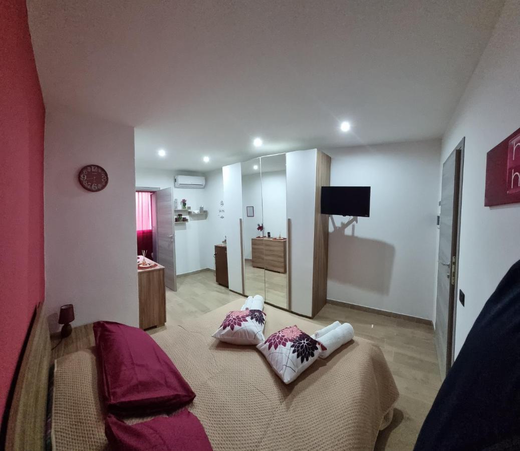 A Casa Di Lina Hotel Olbia Eksteriør billede